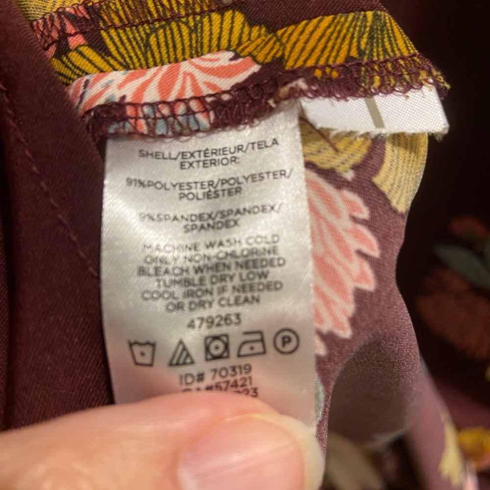 LOFT Burgundy Floral Long Sleeve Dress 12p EUC - Picture 5 of 8